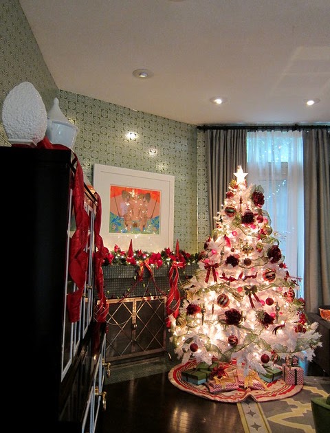 LA woman: My Holiday Mantle