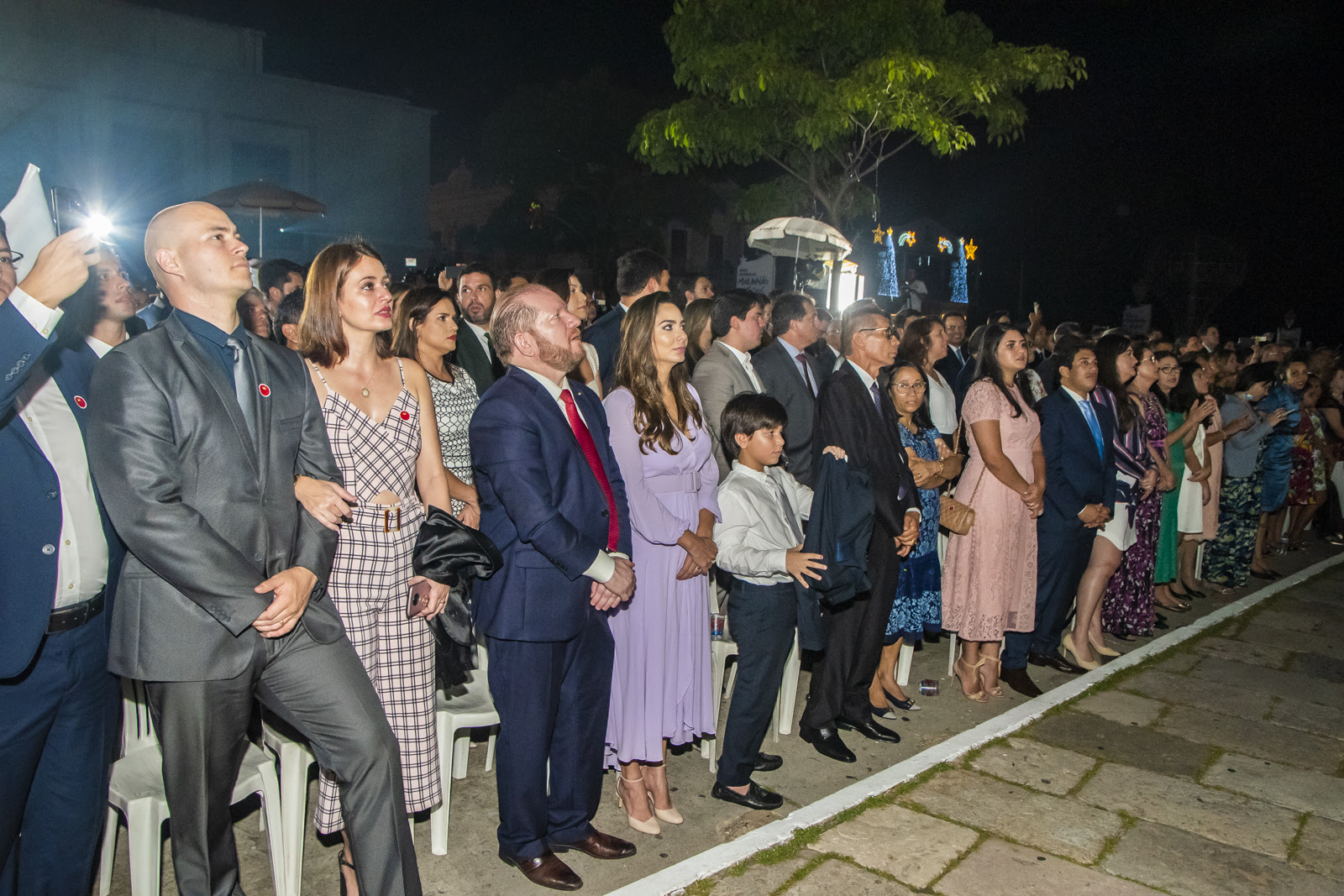 Othelino Neto prestigia cerimônia de condução da faixa do governador Flávio Dino
