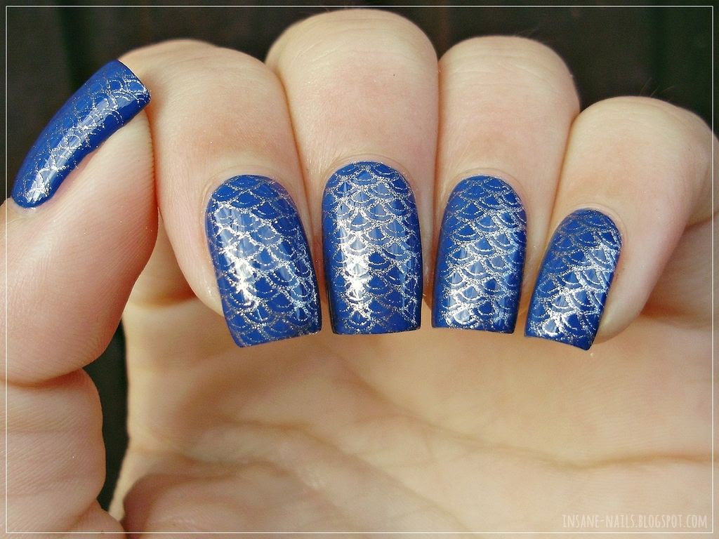 photo Fish_scales_manicure_3_zpst7ju21gx.jpg