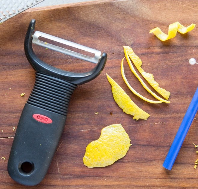 How To Use A Zester / How To Zest Youtube : A zester is used to remove