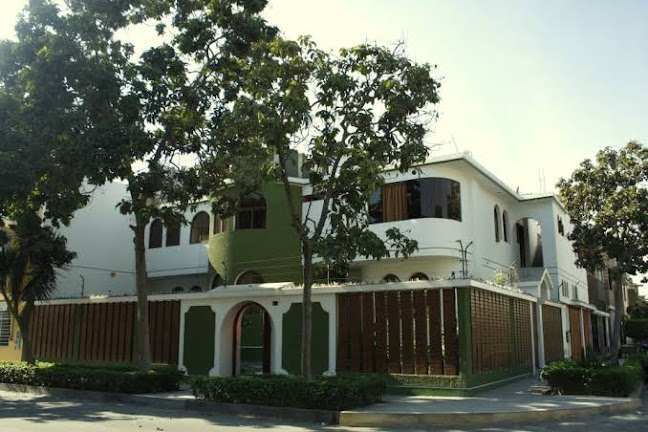 Lynik La Casa de Blanca