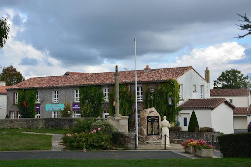 Lodge Gite Auberge des Farfadets Saint-Paul-en-Pareds