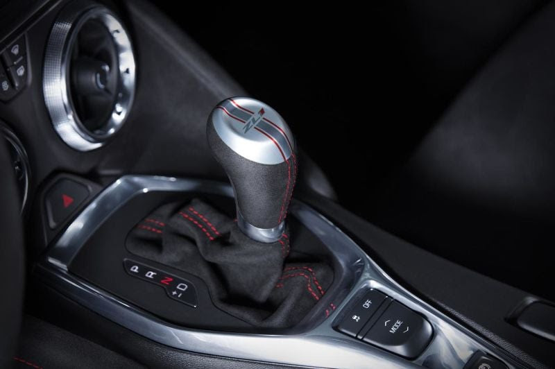 El nuevo Camaro ZL1 2017 es una preciosidad con 10 marchas en su cambio automático