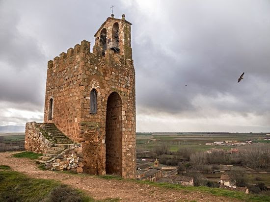 Torre_Vigía_La_Martina_(Ayllón-Segovia) Wikimedia