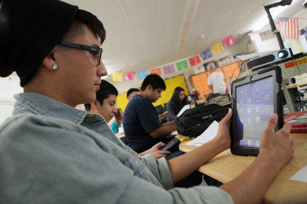 L.A. Unified takes back iPads
