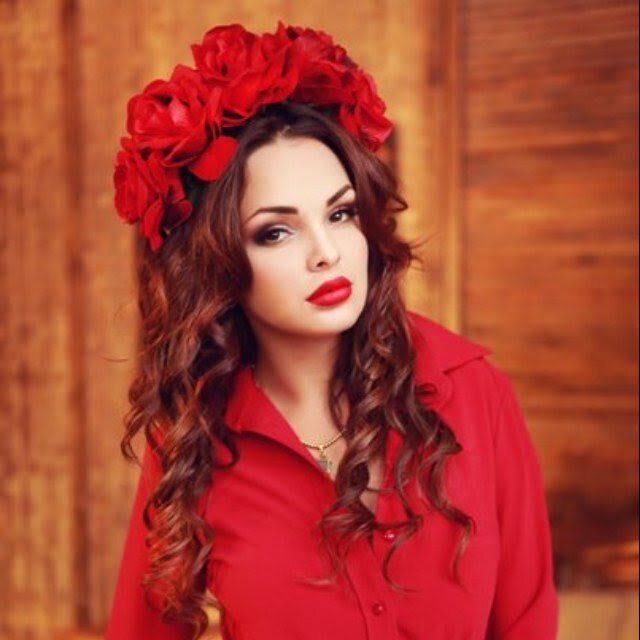 Red Riding Hood Hairstyle - Haircuts you'll be asking for in 2020