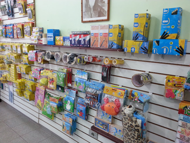 Alternativa Livros novos e Papelaria - Livraria