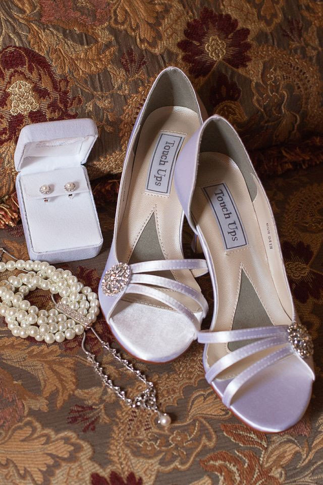 http://www.pinterest.com/pin/58828338857186504/ Shoes & Jewelry