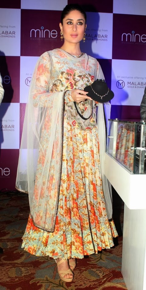Fashion Glamour World Fok Kareena Kapoor Wear Beautiful Anamika Khanna 