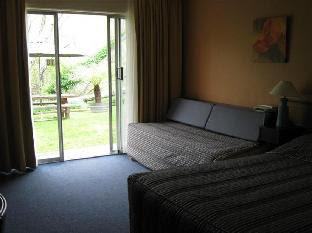 Riverbank Park MOTEL Bright