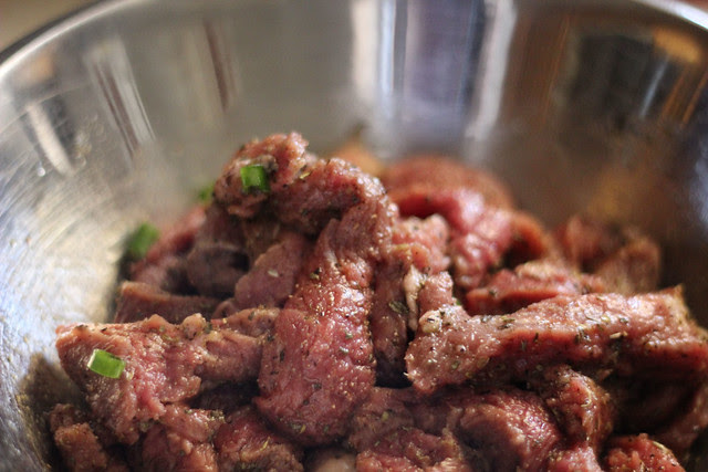 Linguine with Peppery Beef Strips