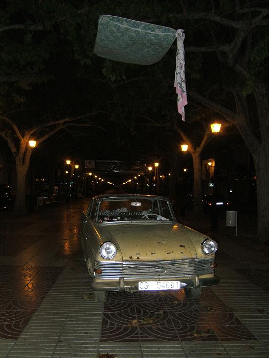"Viajar, soñar...tal vez sobrevivir" Instalación sonora de Emilio Gallego. "Viajar, soñar...tal vez sobrevivir" Instalación sonora de Emilio Gallego.