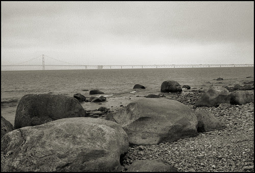 Big rocks, Mighty Mac