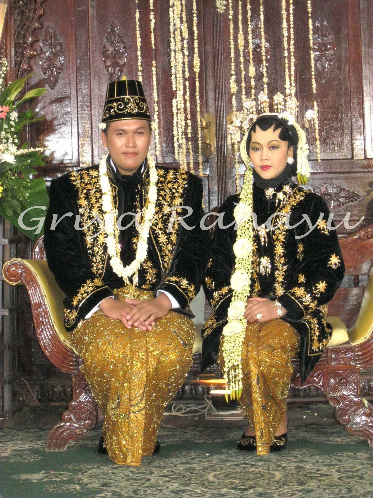 Pakaian Adat Sunda Hijab  Delinews Tapanuli