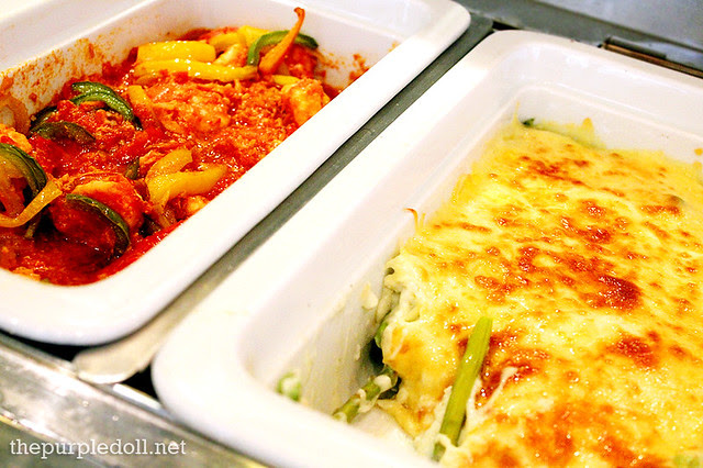 Entrees - Gambas al Ajilo and Brocolli Gratin