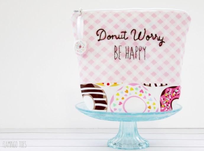 Cute and Easy Donut Zipper Pouch