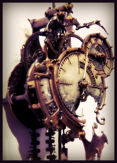 Mechanical Clock 9 - by Eric Freitas