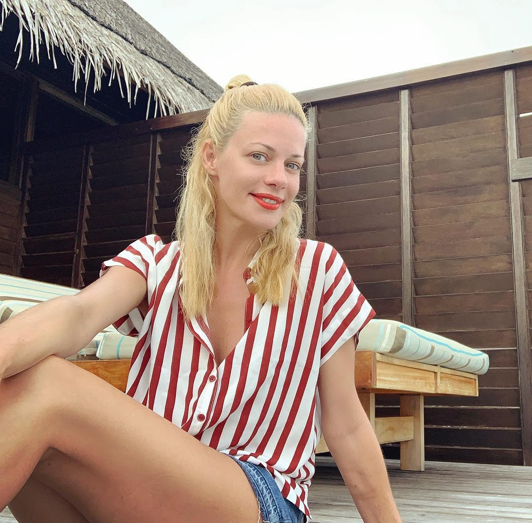 zeta_makripoulia_official_57034837_274400580104783_2343815134823800075_n