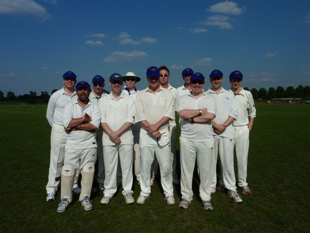 Dodgers Cricket Club v Weasels 2 June 2010