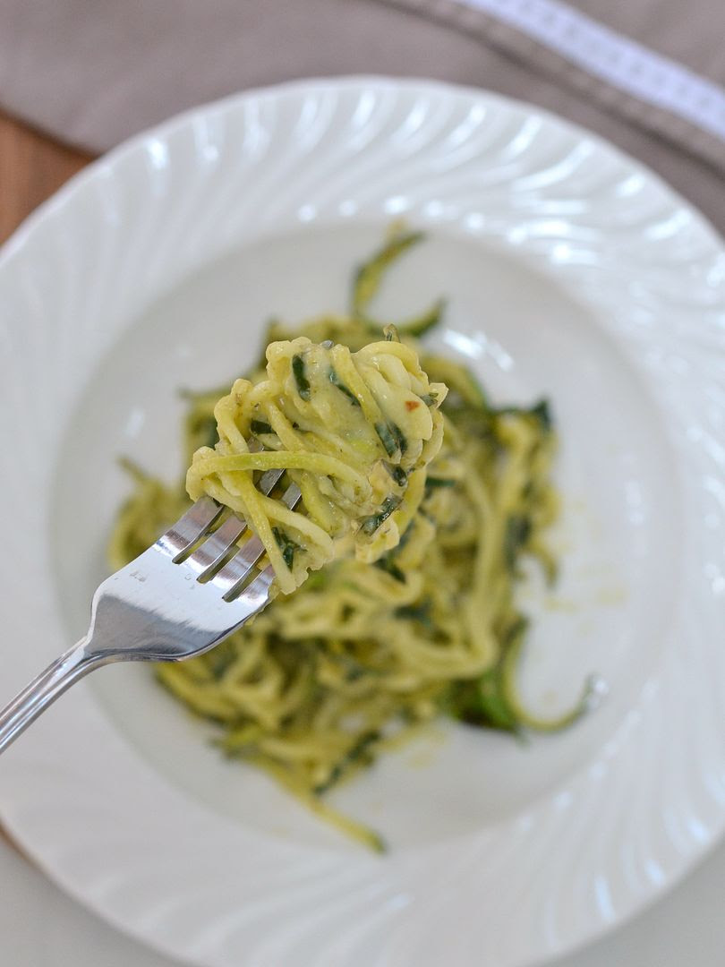 Courgette Noodles (Zoodles) with Lime & Mint Pesto