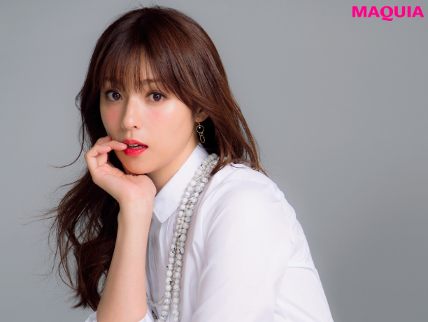 髪型 ミディアム 前髪 Mariya Kasradze