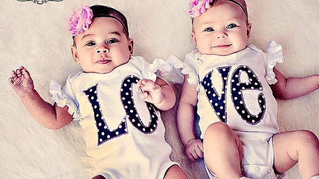 Paling Populer 30 Gambar Anak Kecil Kembar Lucu - Kumpulan Gambar Lucu