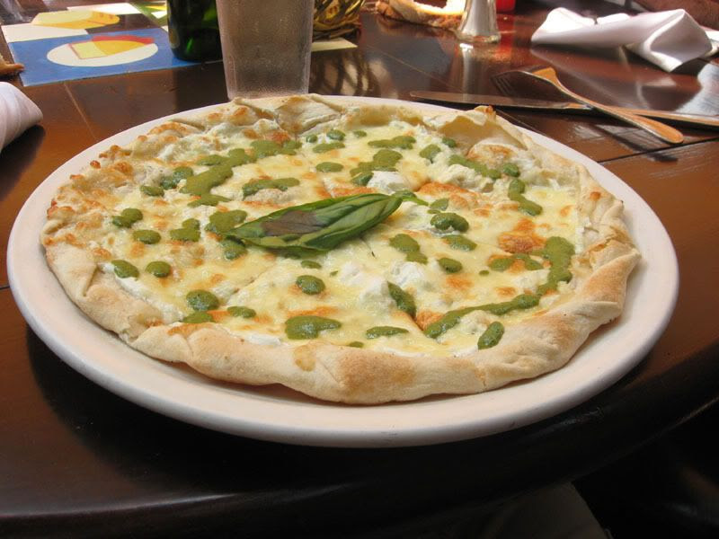 Il Porto Pesto Pizza