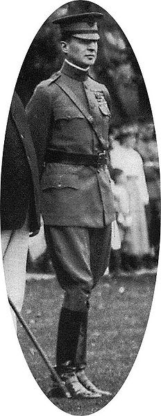 File:Douglas MacArthur as USMA Superintendent.jpg