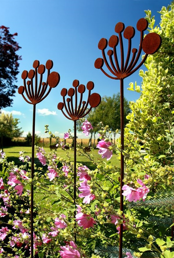 Utterly Beautiful Rusted Metal Art Works (33)
