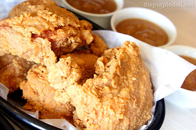 Jumbo Crunchy Chicken Barkada Bucket P549