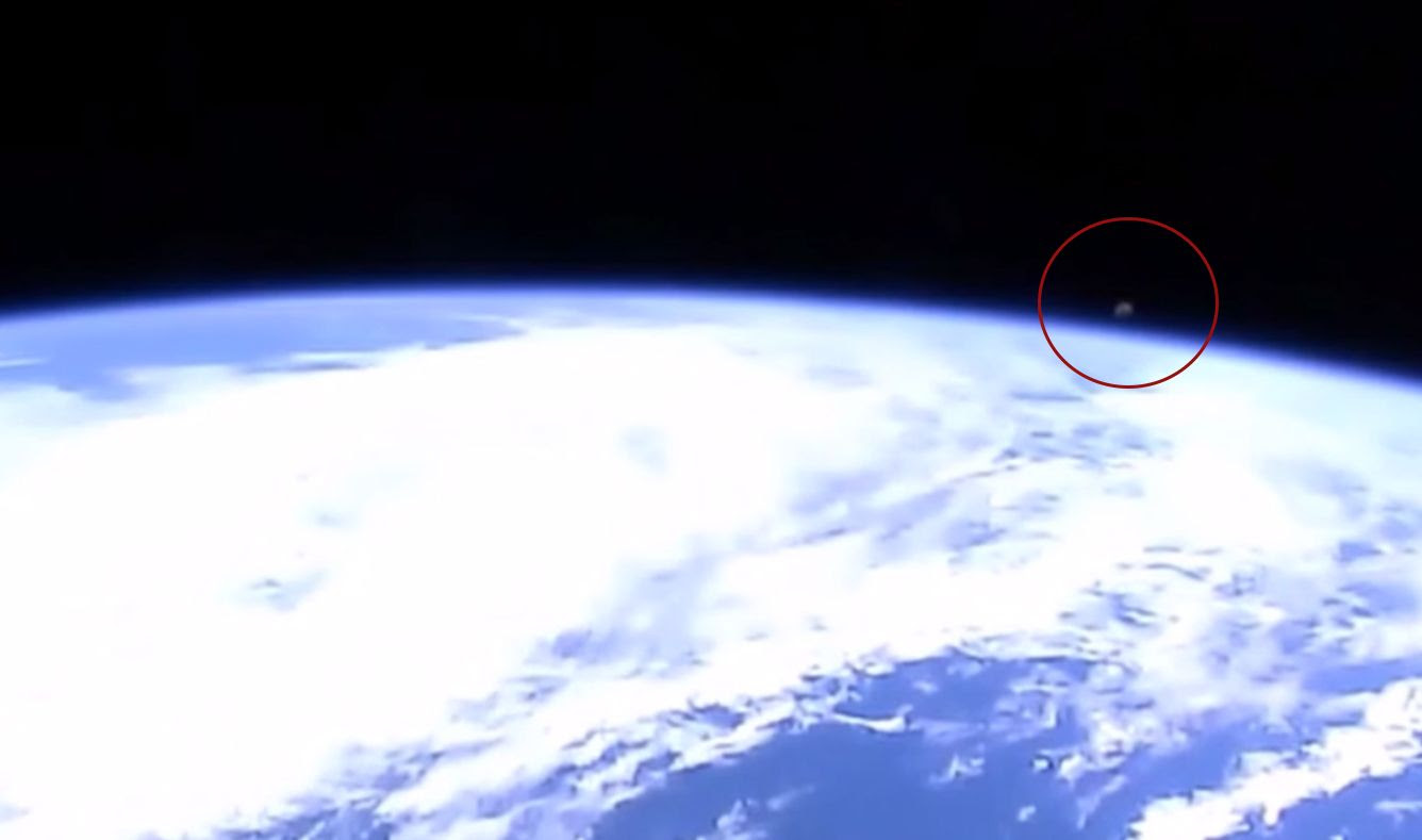 Nasa derruba transmissão Logo após Óvni ficar visível, transmissão na web caiu / Reprodução/YouTube