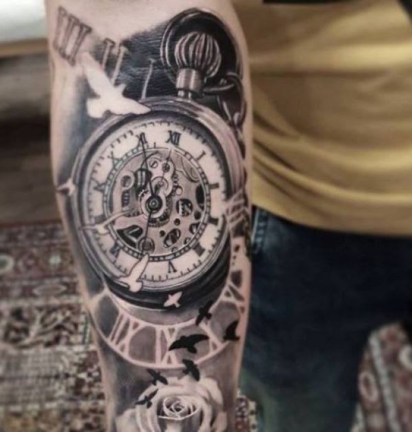 Unterarm tattoo mann kompass