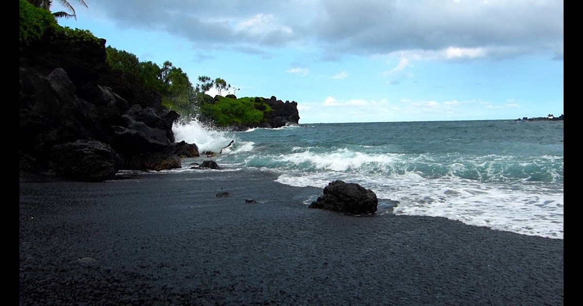 Black Sand Beach Of Maui