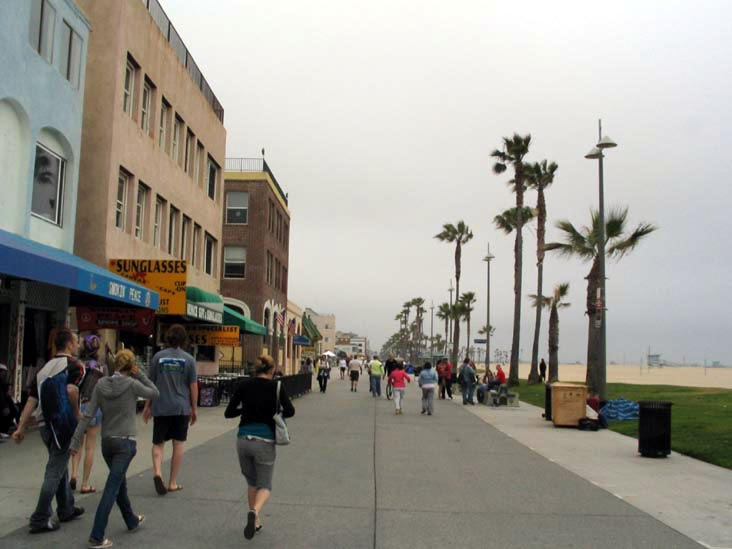 Images and Places, Pictures and Info: venice beach california boardwalk