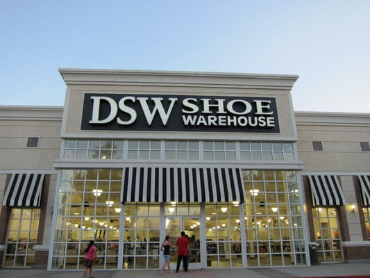 shoe warehouse moorabbin