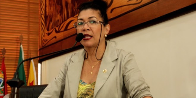 Deputada Eliane Sinhasique denuncia desativação de Departamento de Polícia Técnica Científica no Alto Acre