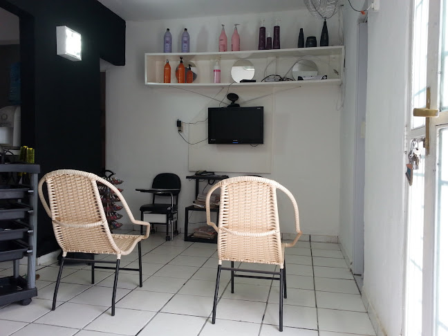 Essência Feminina Salão de Beleza