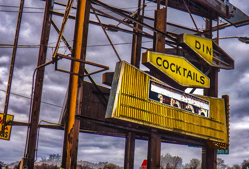 Din and Cocktails DSCF3863HDR-1