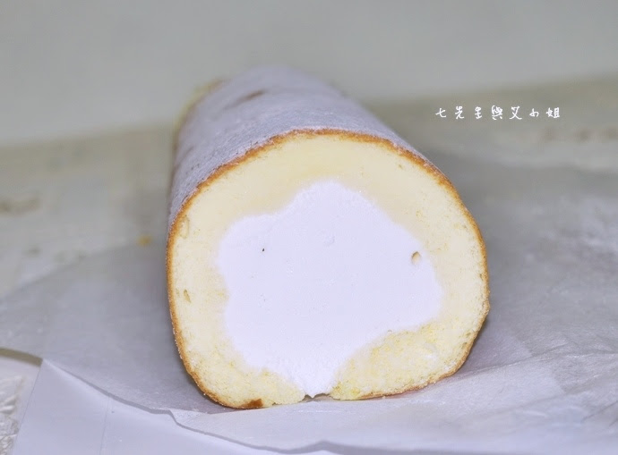 21 法國的秘密甜點諾曼遞牛奶蛋糕北海道生淇淋捲森林莓果佐起士