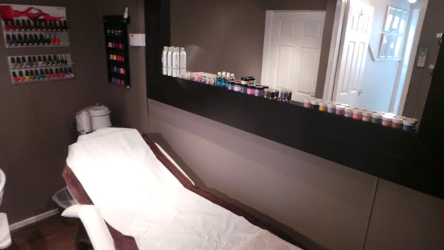Reviews of Golden Rooms in Liverpool - Beauty salon