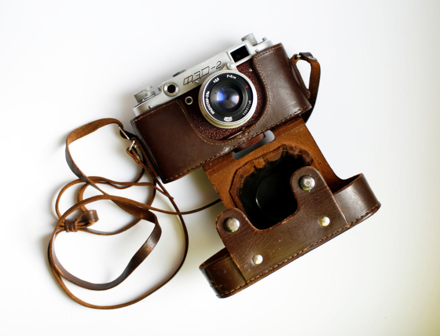 15% SALE soviet union vintage camera FED-2 PE0400 type B 1950s working condition. - vintagethink 15% SALE soviet union vintage camera FED-2 PE0400 type B 1950s working condition. - vintagethink