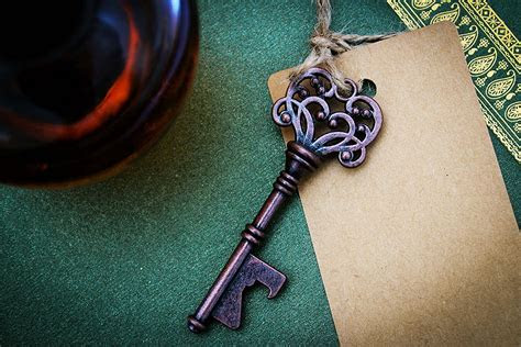 Cheap Wedding Favors (Under 50 Cents!) Guests Will Really Love Cheap Wedding Favors (Under 50 Cents!) Guests Will Really Love