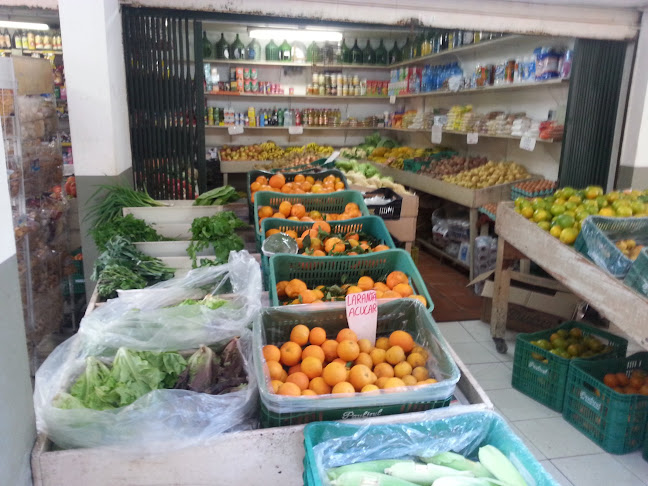 Avaliações sobre Verdureira e Mercearia Moisés - Polidorio Comércio de Frutas e Verduras em Florianópolis - Mercado