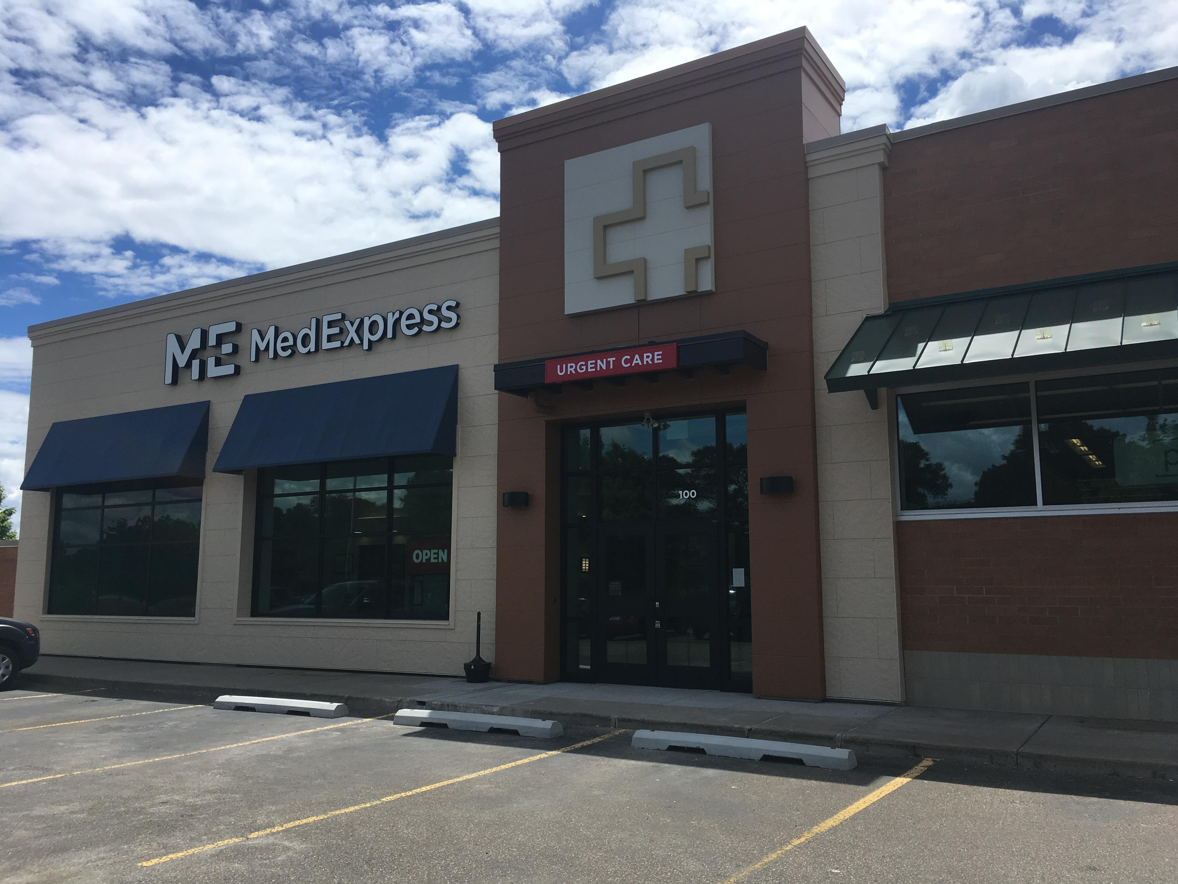 Urgent Care Open Late Mn acne symptoms