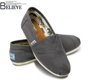 who sells toms shoes in store