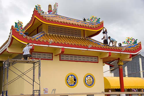Painting the Shrine