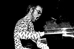 Elton John Hamburg 1972 1603720004.jpg