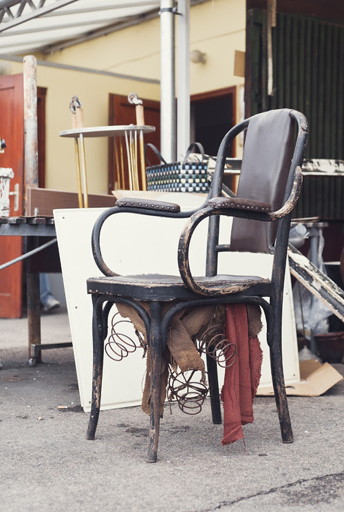 old chair, ecseri piac, budapest