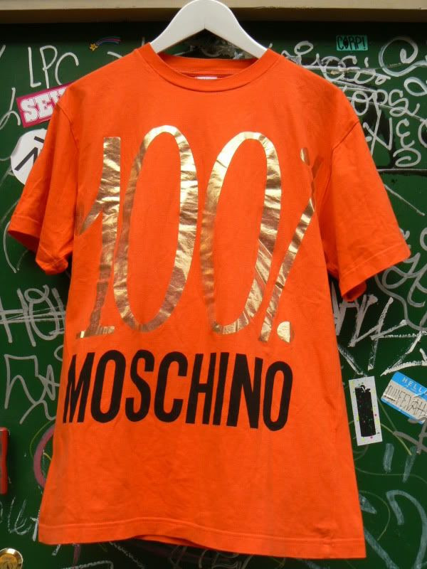 ZONE7STYLE: Vintage Moschino 100% Gold Foil Print T-shirt