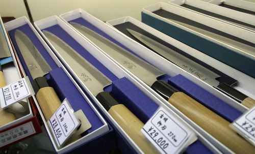 Sushi knives